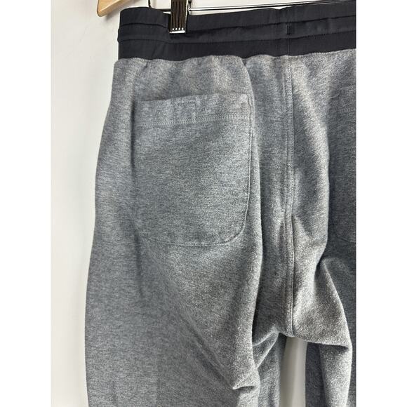 Vuori Balboa Jogger Pants Drawstring Waist Gray Men's Size Medium *Used* - Picture 12 of 16